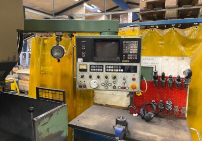 Mori Seiki MV Junior with pallet changer MV4060